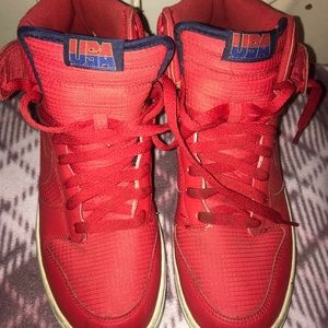 Men’s Nike sneakers